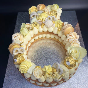 Engagement ring cake