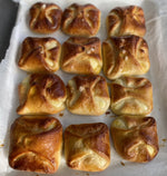 Load image into Gallery viewer, Image of Yasmin Bakery &amp; Catering cheese pocket pastry box a 12 little baked pastry filled with cheese and tastes like heaven.

